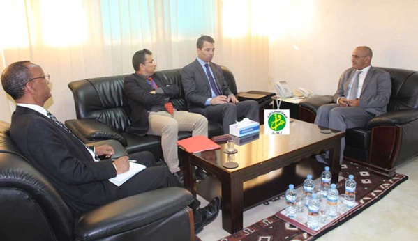 Le ministre des pêches reçoit le chargé d’affaire de la délégation de l’UE à Nouakchott Le ministre des pêches reçoit le chargé d’affaire de la délégation de l’UE à Nouakchott