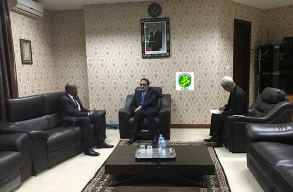 Le ministre des affaires étrangères reçoit le secrétaire permanent du G5 du Sahel Le ministre des affaires étrangères reçoit le secrétaire permanent du G5 du Sahel