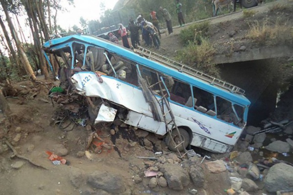 Ethiopie: 38 personnes tuées dans un accident de bus Ethiopie: 38 personnes tuées dans un accident de bus