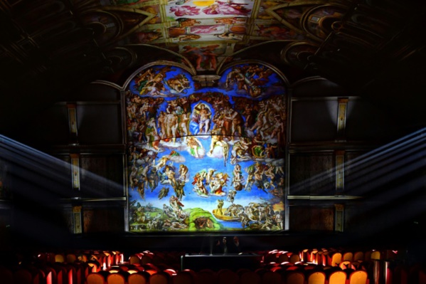 A Rome, la chapelle Sixtine prend vie par le miracle des effets spéciaux A Rome, la chapelle Sixtine prend vie par le miracle des effets spéciaux