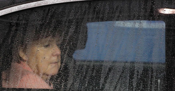 Deuxième guerre: Berlin doit 440 milliards d'euros aux victimes polonaises (député conservateur) Deuxième guerre: Berlin doit 440 milliards d'euros aux victimes polonaises (député conservateur)