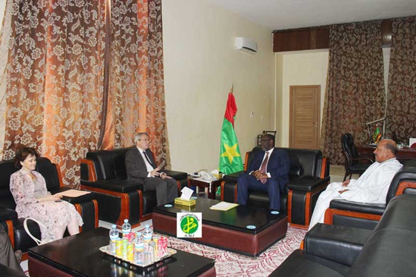 Le Président de l'Assemblée Nationale reçoit l'ambassadeur de France Le Président de l'Assemblée Nationale reçoit l'ambassadeur de France