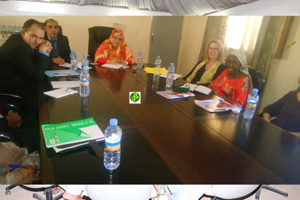 La ministre des affaires sociales s’entretient avec une caravane du Projet PENAOF La ministre des affaires sociales s’entretient avec une caravane du Projet PENAOF