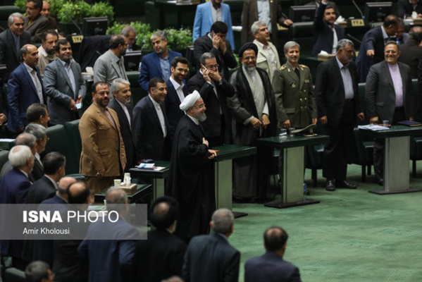Iran: le guide et le président abandonnent Telegram, interdit pour le gouvernement