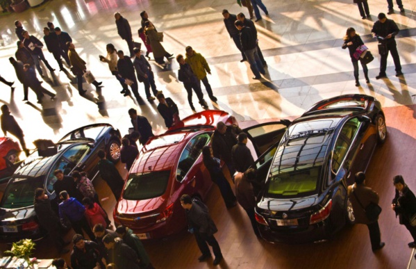 Salon auto de Pékin: sûre de sa force, la Chine s'ouvre au monde