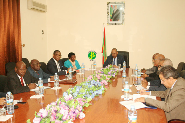 Le ministre de l’intérieur tient une séance de travail avec une mission du Groupe UE/ACP Le ministre de l’intérieur tient une séance de travail avec une mission du Groupe UE/ACP