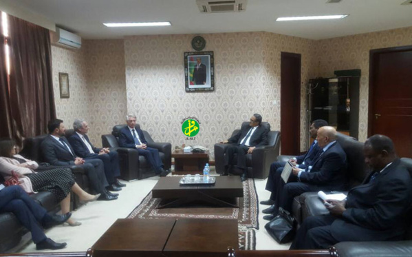 Le ministre des Affaires étrangères reçoit une mission du groupe d’amitié France-Afrique de l’Ouest au sénat français Le ministre des Affaires étrangères reçoit une mission du groupe d’amitié France-Afrique de l’Ouest au sénat français