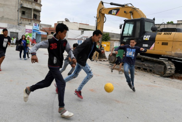 En Tunisie, les jeunes ont des rêves mais ne croient plus à la politique