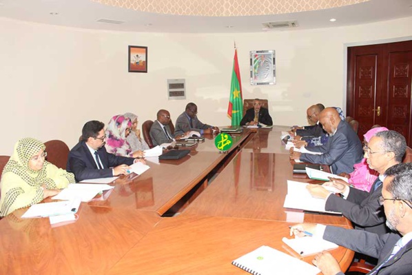 Le Premier ministre préside une réunion du haut conseil de l’enseignement supérieur et de la recherche scientifique Le Premier ministre préside une réunion du haut conseil de l’enseignement supérieur et de la recherche scientifique