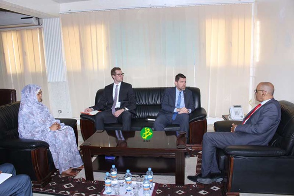 Le ministre des pêches s’entretient avec l’ambassadeur des Etats Unis d’Amérique Le ministre des pêches s’entretient avec l’ambassadeur des Etats Unis d’Amérique