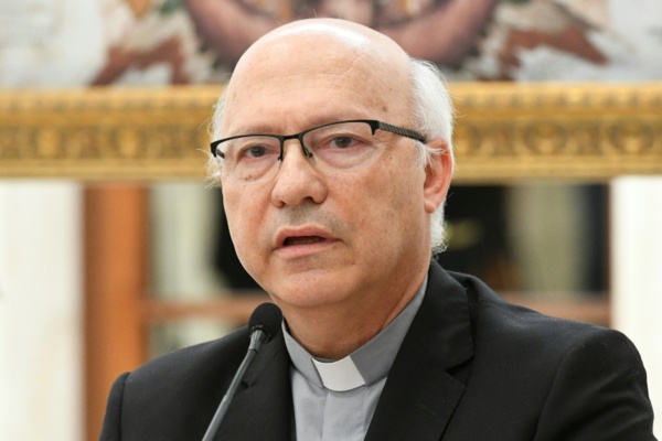 Scandale de pédophilie : démission en bloc des évêques chiliens Scandale de pédophilie : démission en bloc des évêques chiliens