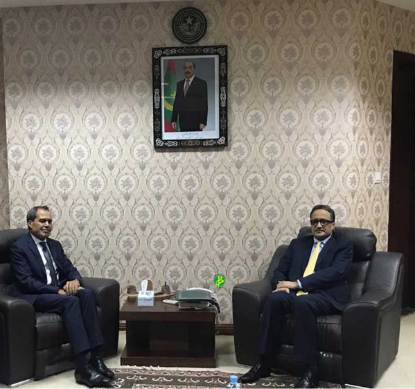 Le ministre des Affaires étrangères reçoit le nouvel ambassadeur marocain