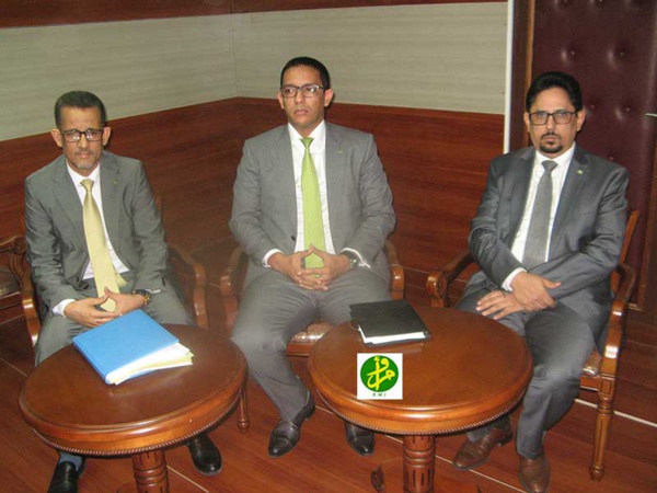 Des membres du gouvernement commentent les résultats de la réunion du conseil des ministres Des membres du gouvernement commentent les résultats de la réunion du conseil des ministres