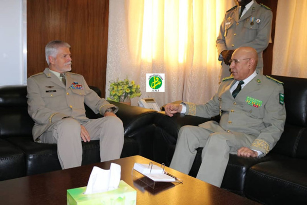 Le Chef d’Etat-major général des Armées reçoit le président du comité militaire de l’OTAN Le Chef d’Etat-major général des Armées reçoit le président du comité militaire de l’OTAN