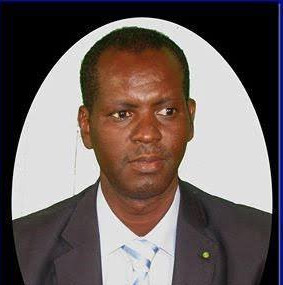El Hussein DIENG à propos de l’accord IRA-SAWAB : « Il fallait atterrir à l’UPR plutôt qu’au SAWAB qui ne se cache pas de son extrémisme encore moins de son idéologie. » El Hussein DIENG à propos de l’accord IRA-SAWAB : « Il fallait atterrir à l’UPR plutôt qu’au SAWAB qui ne se cache pas de son extrémisme encore moins de son idéologie. »