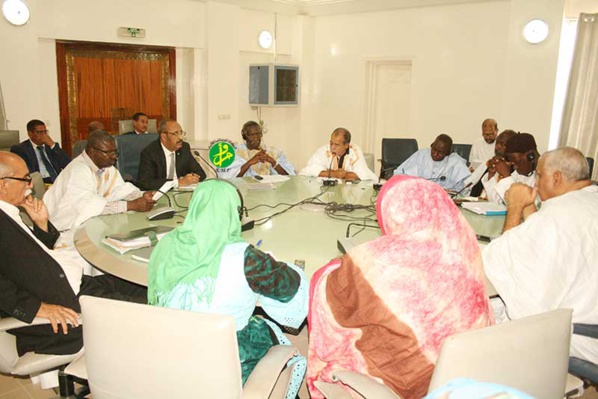 La commission de la justice de l’assemblée nationale examine un projet de loi relative aux partis politiques La commission de la justice de l’assemblée nationale examine un projet de loi relative aux partis politiques