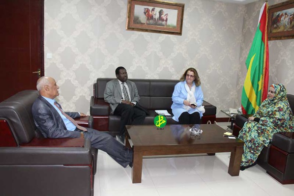 La ministre secrétaire générale du gouvernement reçoit une mission de l’Unesco La ministre secrétaire générale du gouvernement reçoit une mission de l’Unesco