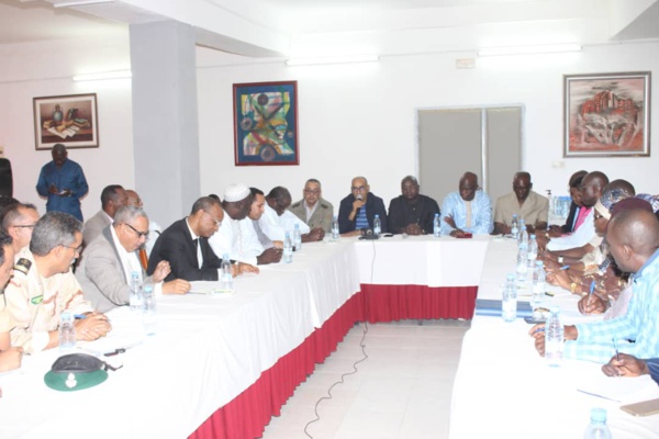 Le ministre de la Pêche tient à Saint-Louis une réunion de travail avec son homologue sénégalais Le ministre de la Pêche tient à Saint-Louis une réunion de travail avec son homologue sénégalais