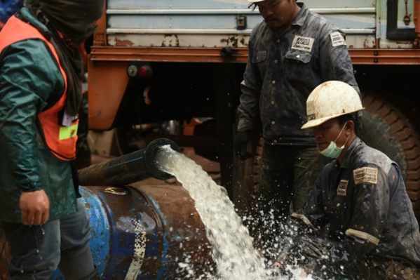 Enfants disparus dans une grotte inondée en Thaïlande: 6e jour de recherche Enfants disparus dans une grotte inondée en Thaïlande: 6e jour de recherche