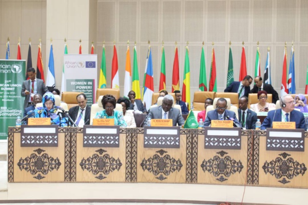 Ouverture d’une rencontre de haut niveau UA-UE sur le thème « femmes au pouvoir » Ouverture d’une rencontre de haut niveau UA-UE sur le thème « femmes au pouvoir »