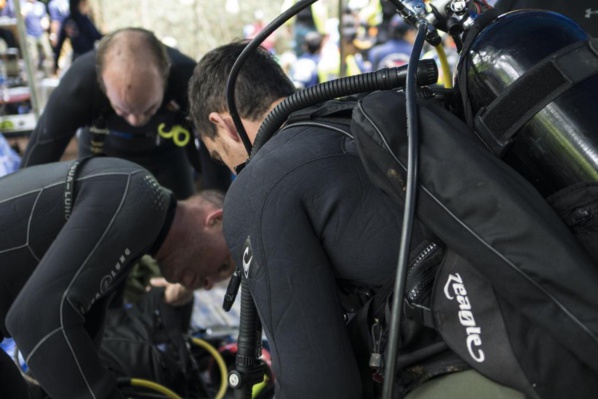 Thaïlande: le dernier plongeur sorti de la grotte raconte Thaïlande: le dernier plongeur sorti de la grotte raconte