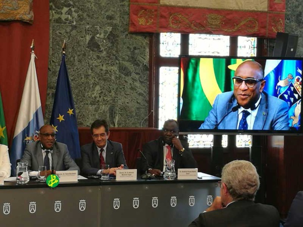 Le ministre de la Santé regagne Nouakchott en provenance de l’Espagne