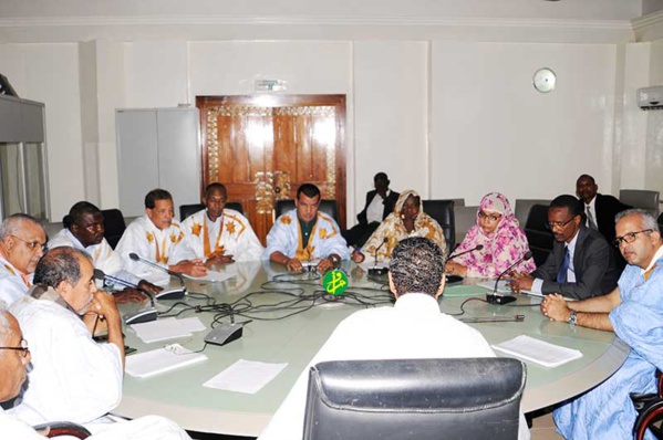 La commission de la justice de l’assemblée nationale discute d’un projet de loi abrogeant et remplaçant certaines dispositions de la loi relative à l’assistance judiciaire La commission de la justice de l’assemblée nationale discute d’un projet de loi abrogeant et remplaçant certaines dispositions de la loi relative à l’assistance judiciaire