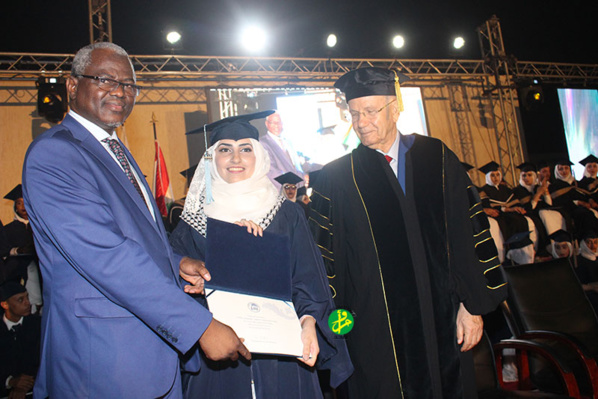 L’université Internationale libanaise prime la 8ème promotion de ses sortants