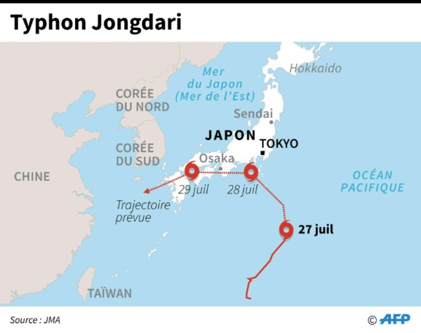 Après des inondations meurtrières, un typhon attendu au Japon Après des inondations meurtrières, un typhon attendu au Japon