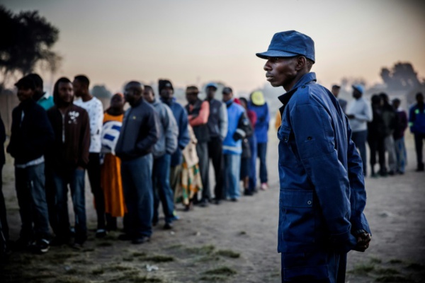 Le Zimbabwe aux urnes pour les premières élections post-Mugabe