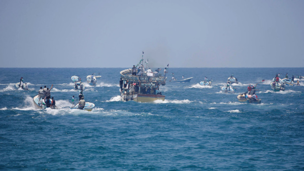 Israël intercepte un second bateau de militants anti-blocus au large de Gaza Israël intercepte un second bateau de militants anti-blocus au large de Gaza