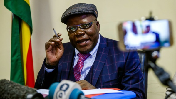 Zimbabwe: arrestation du haut responsable de l'opposition Tendai Biti Zimbabwe: arrestation du haut responsable de l'opposition Tendai Biti