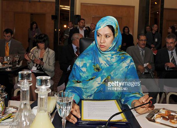 Communiqué : La Ministre Naha Mint Hamdi Ould Mouknass ne détient aucune terre au Sud du pays Communiqué : La Ministre Naha Mint Hamdi Ould Mouknass ne détient aucune terre au Sud du pays