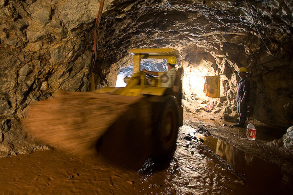 En Afrique du Sud, le filon des mines d'or s'épuise irrémédiablement En Afrique du Sud, le filon des mines d'or s'épuise irrémédiablement