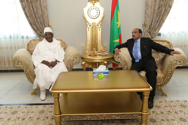 Le Président de la République s’entretient en tête-à-tête avec son homologue malien Le Président de la République s’entretient en tête-à-tête avec son homologue malien