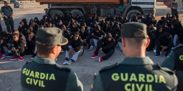 L'Espagne renvoie vers le Maroc 116 migrants entrés à Ceuta mercredi L'Espagne renvoie vers le Maroc 116 migrants entrés à Ceuta mercredi