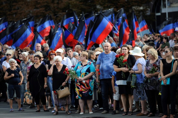 Donestk rend hommage à son "président" assassiné