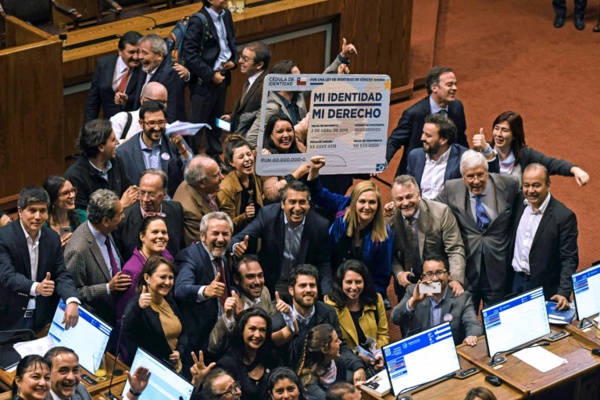 Chili: le parlement autorise le changement de genre dès 14 ans