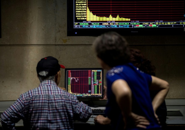 La Bourse de Shanghai au tapis sur fond de guerre commerciale