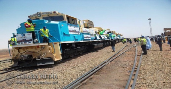 Le train de la SNIM reprend ses activités aprés quelques jours d'inactivités Le train de la SNIM reprend ses activités aprés quelques jours d'inactivités
