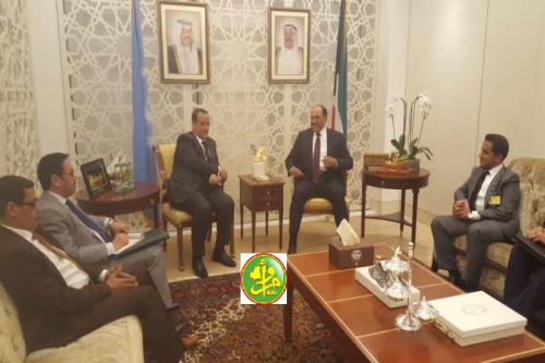 Le Ministre des Affaires Etrangères s’entretient avec le Vice-Premier Ministre, Ministre des affaires Etrangères de l'Etat du Koweït Le Ministre des Affaires Etrangères s’entretient avec le Vice-Premier Ministre, Ministre des affaires Etrangères de l'Etat du Koweït