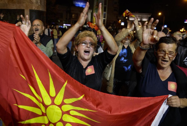L'UE appelle toutes les parties à "respecter" les résultats du référendum en Macédoine