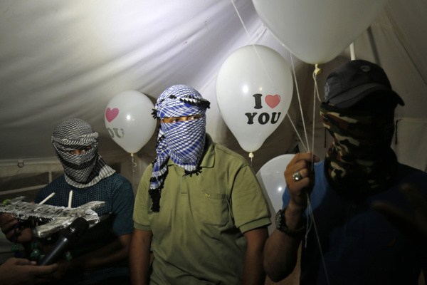 A Gaza, la nuit est la nouvelle alliée des Palestiniens contre Israël