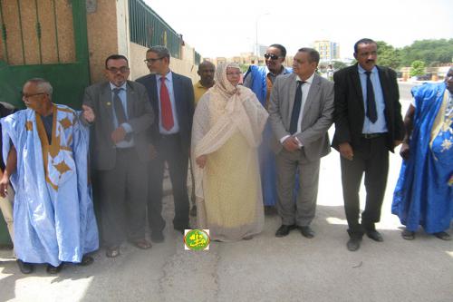 Lancement de la caravane chargée de livres scolaires vers les wilaya de l’intérieur Lancement de la caravane chargée de livres scolaires vers les wilaya de l’intérieur