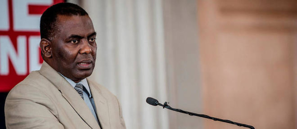 L'Assemblée nationale suspend sa première session suite à une polémique L'Assemblée nationale suspend sa première session suite à une polémique