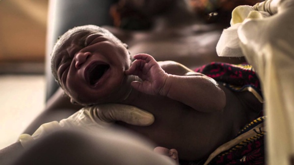 Mauritanie : une migrante malienne et son nouveau né secourus par la police Mauritanie : une migrante malienne et son nouveau né secourus par la police