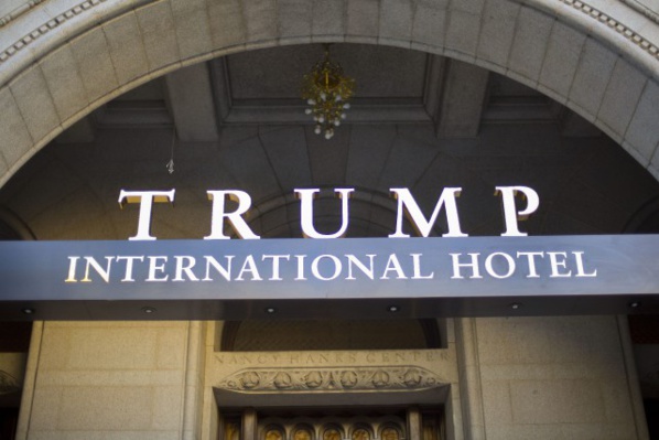 Trump et son groupe assignés en justice pour publicité trompeuse