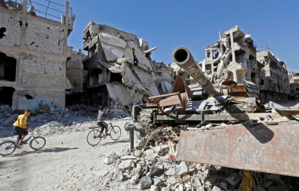 Syrie: après le "cauchemar", les Palestiniens de Yarmouk gardent l'espoir d'une reconstruction Syrie: après le "cauchemar", les Palestiniens de Yarmouk gardent l'espoir d'une reconstruction