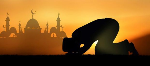 L'anniversaire d'El Mawlid Nebaoui coïncidera avec le 20 novembre courant L'anniversaire d'El Mawlid Nebaoui coïncidera avec le 20 novembre courant