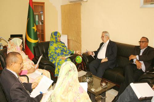 La ministre de l’Éducation reçoit en audience le représentant de la Banque mondiale en Mauritanie